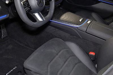 Mercedes Klasa E 300 de  4-Matic AMG