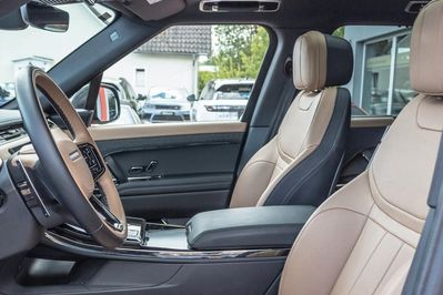 Land Rover Range Rover Sport S D300 Dynamic HSE