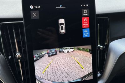 Volvo XC60 B5 B AWD Plus Black Edition