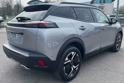 Peugeot 2008 Allure e-DCS 1.2 mHEV