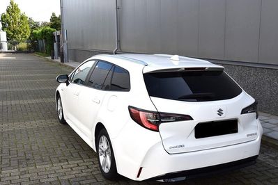 Suzuki Swace Premium Plus