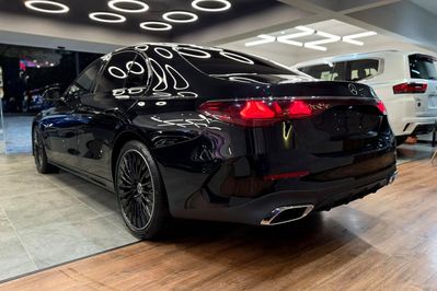 Mercedes Klasa E 220 d  4-Matic AMG
