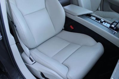 Volvo V60 B4 B Plus Dark aut
