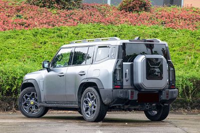 Jetour T2 2.0T 7DCT REAL TIME 4WD