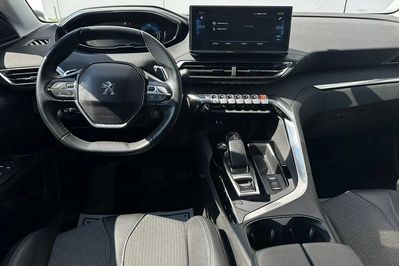 Peugeot 3008 225 e-EAT8 Allure Pack