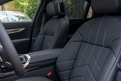 BMW Seria 7 740d xDrive M Sport