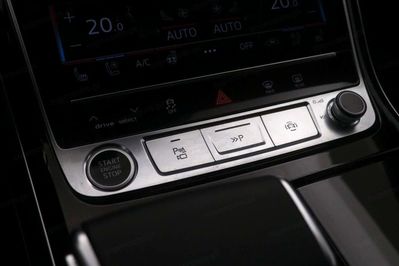 Audi A8 60 TFSI e quattro S line