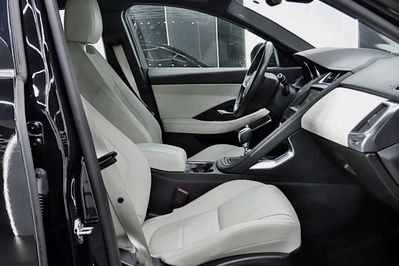 Jaguar E-Pace i4D FWD R-Dynamic S