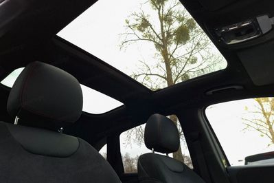 Mercedes B Klasa 250 e AMG Line