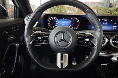 Mercedes Klasa A A 220 4-Matic AMG Line 8G-DCT
