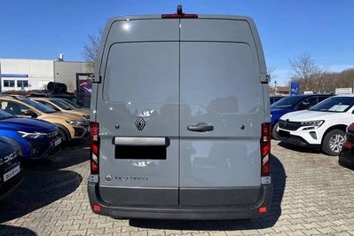 Renault Master L2H2 Extra AT9
