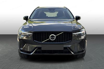 Volvo XC60 B4 B Plus Dark