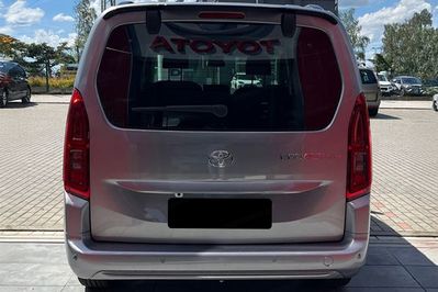 Toyota Proace City Verso Long Family aut
