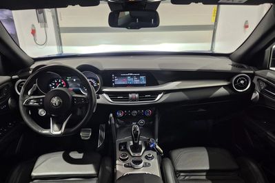 Alfa Romeo Stelvio Turbo Veloce Q4