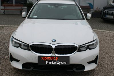 BMW Seria 3 318i aut