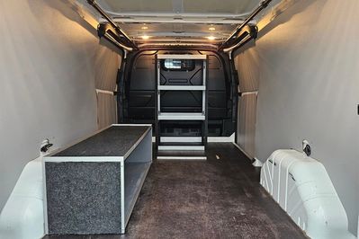 Ford Transit Custom L2H1 AT