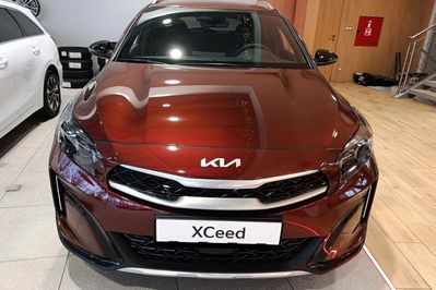 Kia XCeed 1.6 T-GDI Business Line DCT