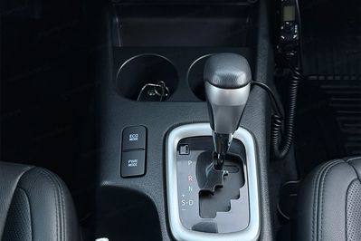 Toyota HiLux Double Cab SR5+ 4x4 AT