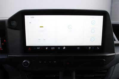 Ford Transit Custom Kombi M1 320 L2H1 Trend
