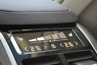 Volvo XC90 T8 AWD Plug-In Hybrid UltraDark7os aut