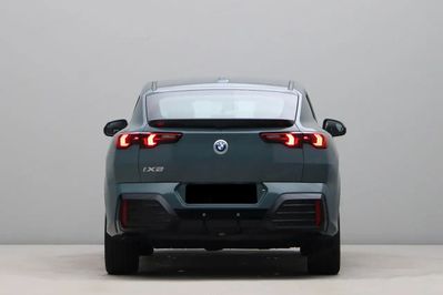 BMW iX2 eDrive20 M Sport