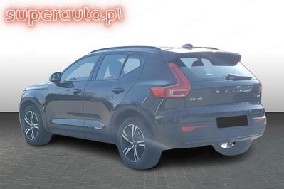 Volvo XC40 B3 Plus Dark