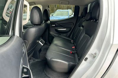 Mitsubishi L200 2.2 d Dc Instyle Plus