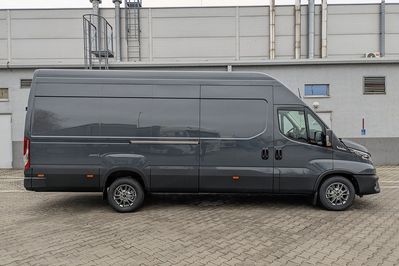 Iveco Daily 35S18 V Hi-Matic 18m3 L4H3