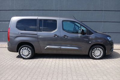 Toyota Proace City Verso D-4T Family