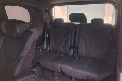 Lexus LM 350h Prestige