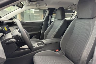 Peugeot 308 1.5 Bluehdi Active Pack S&S EAT8