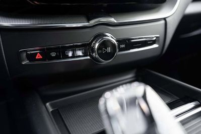 Volvo XC60 T6 Plug-In Hybrid AWD Ultra Black Edition