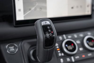 Land Rover Defender 110 3.0 D300 mHEV X-Dynamic HSE