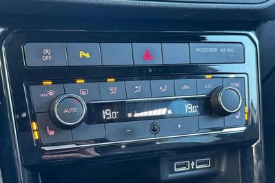 Volkswagen T-Cross 1.0 TSI R-Line