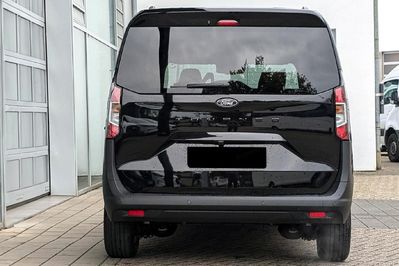 Ford Tourneo Courier Titanium A7