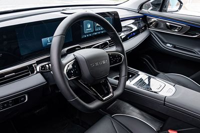 Omoda 5 1.5 T-GDI Hybrid Premium DHT