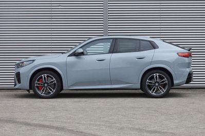 BMW iX2 eDrive20 M Sport