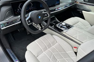 BMW Seria 7 740d xDrive mHEV M Sport sport-aut