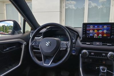 Suzuki Across Plug-in Hybrid Elegance 4WD CVT