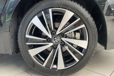 Toyota Corolla Style 1.8 Hybrid