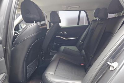 BMW Seria 3 Touring 330i xDrive
