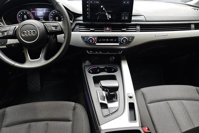 Audi A4 40 TFSI Advanced
