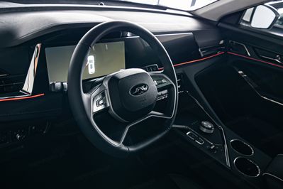 Jac JS8 Pro 1.5 T-GDI 7 DCT 7os.