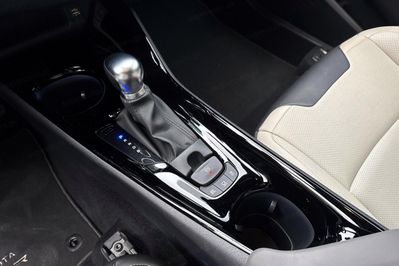 Toyota C-HR Executive 1.8 Hybrid GPF