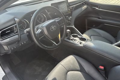 Toyota Camry Executive 2.5 Hybrid  CVT