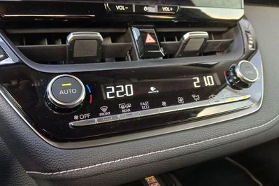 Toyota Corolla 1.8 Hybrid Style