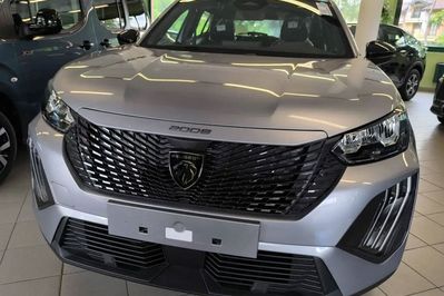 Peugeot 2008 Edition e-DCS6 PureTech mHEV