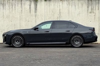 BMW Seria 7 740d xDrive M Sport