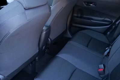 Toyota C-HR Style 2.0 Hybrid Dynamic Force Plug-in