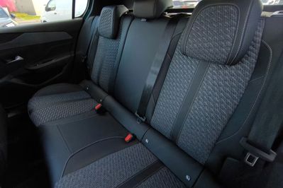 Peugeot 308 Allure 1.2 mHEV e-DCS6